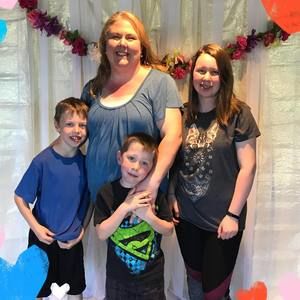 Meet your Posher, Christie